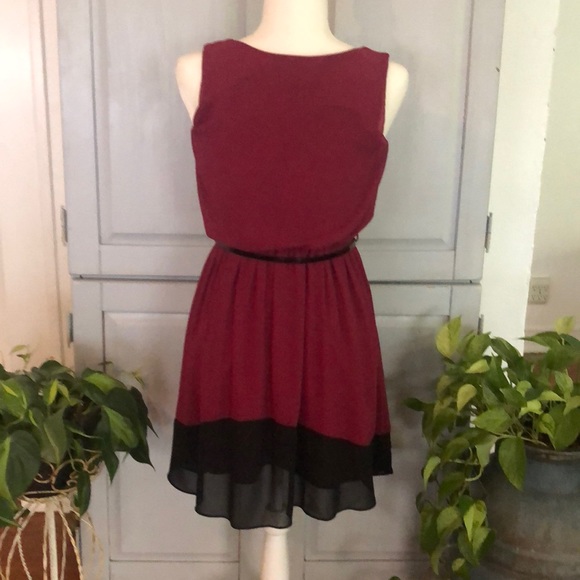IZ Byer Red & Black Mini Party Dress - Picture 3 of 3